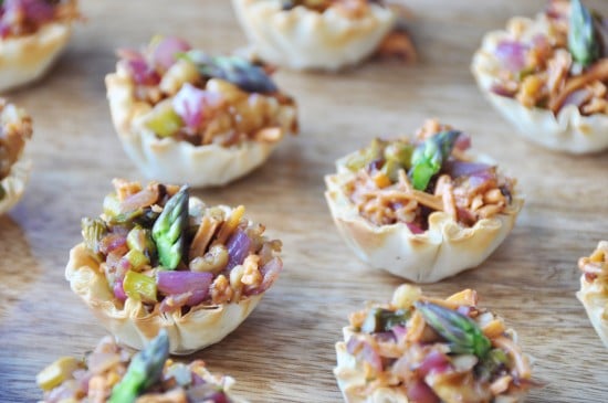 Vegan Caramelized Onion and Asparagus Cups 