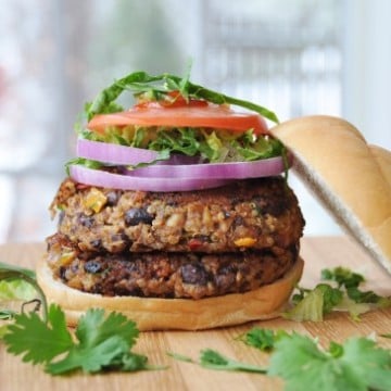 Vegan Spicy Black Bean Quinoa Burgers