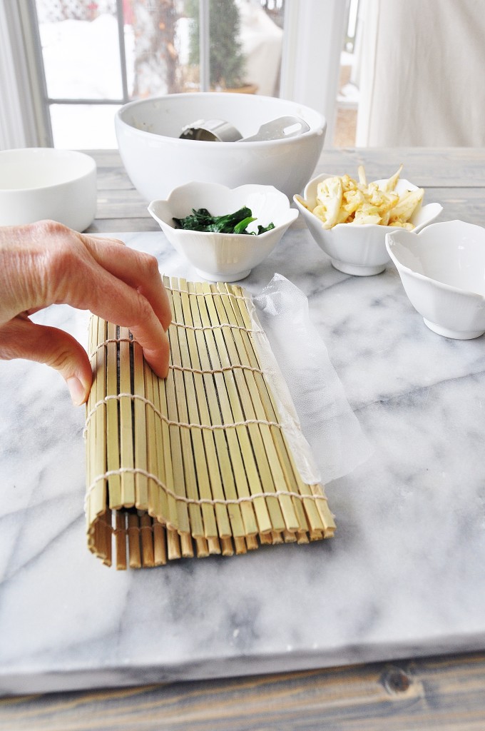 How to Make Vegetable Sushi Rolls