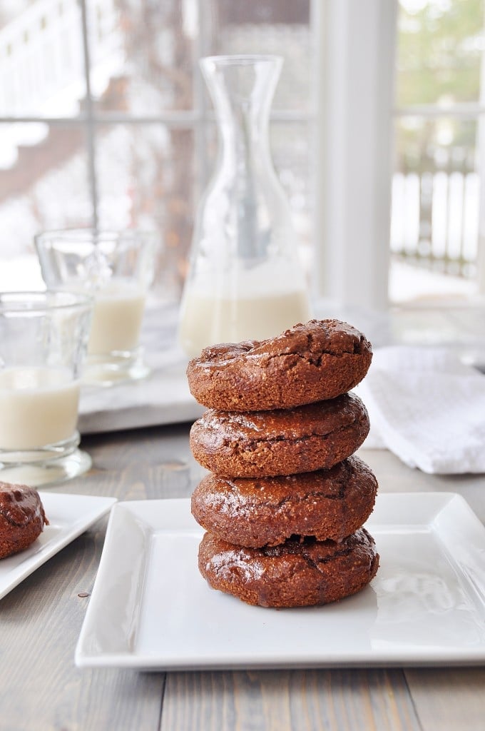 Baked Vegan Chocolate Peanut Butter Donuts