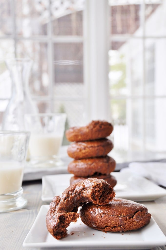 Baked Vegan Chocolate Peanut Butter Donuts