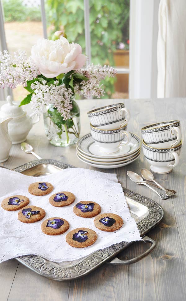 Lavender and Vanilla Bean Shortbread Cookies