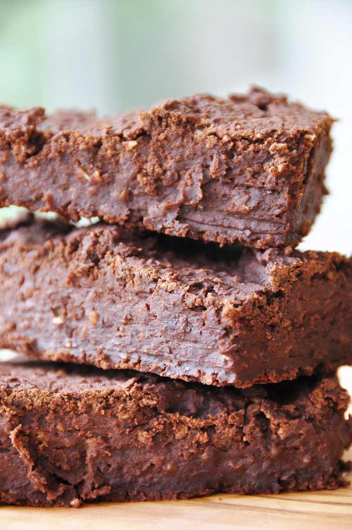 Spicy Vegan Black Bean Brownies