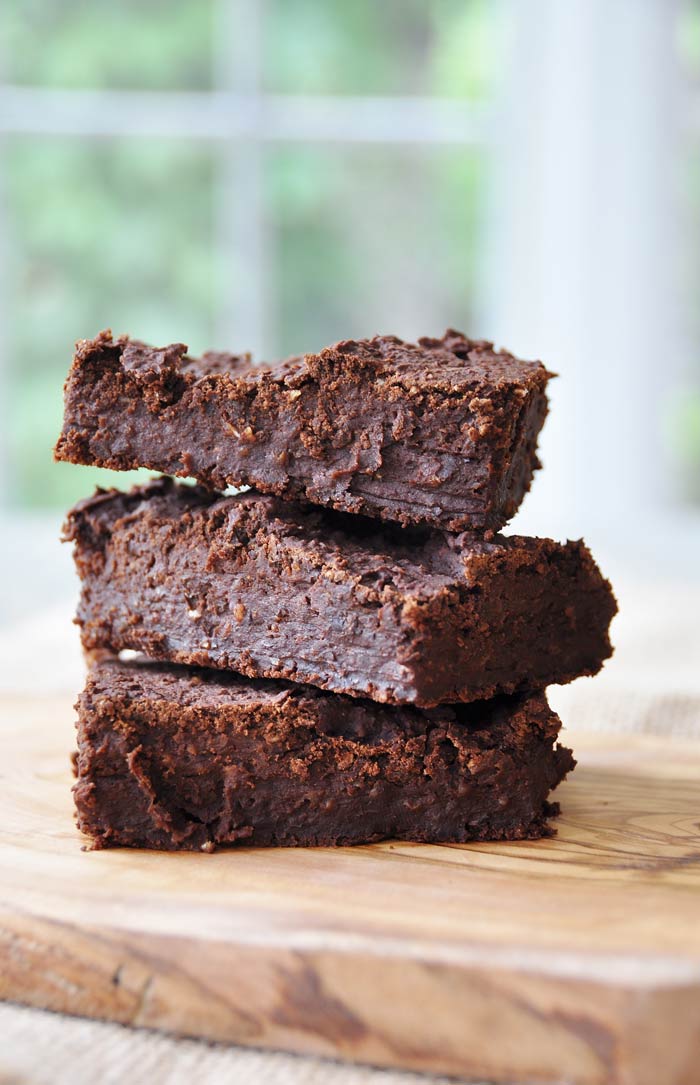 Spicy Vegan Black Bean Brownies