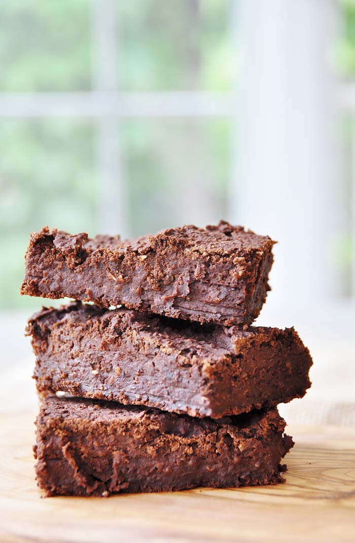 Spicy Vegan Black Bean Brownies