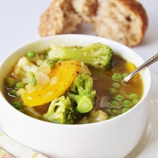 7-Ingredient-30-Minute-Vegetable-Soup