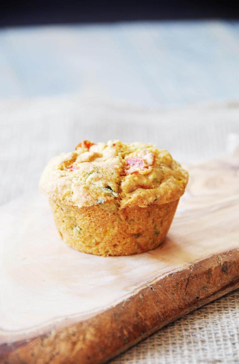 Savory Vegan Corn and Pepper Muffins. This recipe is egg, dairy, and refined sugar free. I'ts the perfect savory muffin for breakfast, lunch, dinner, or a snack. www.veganosity.com