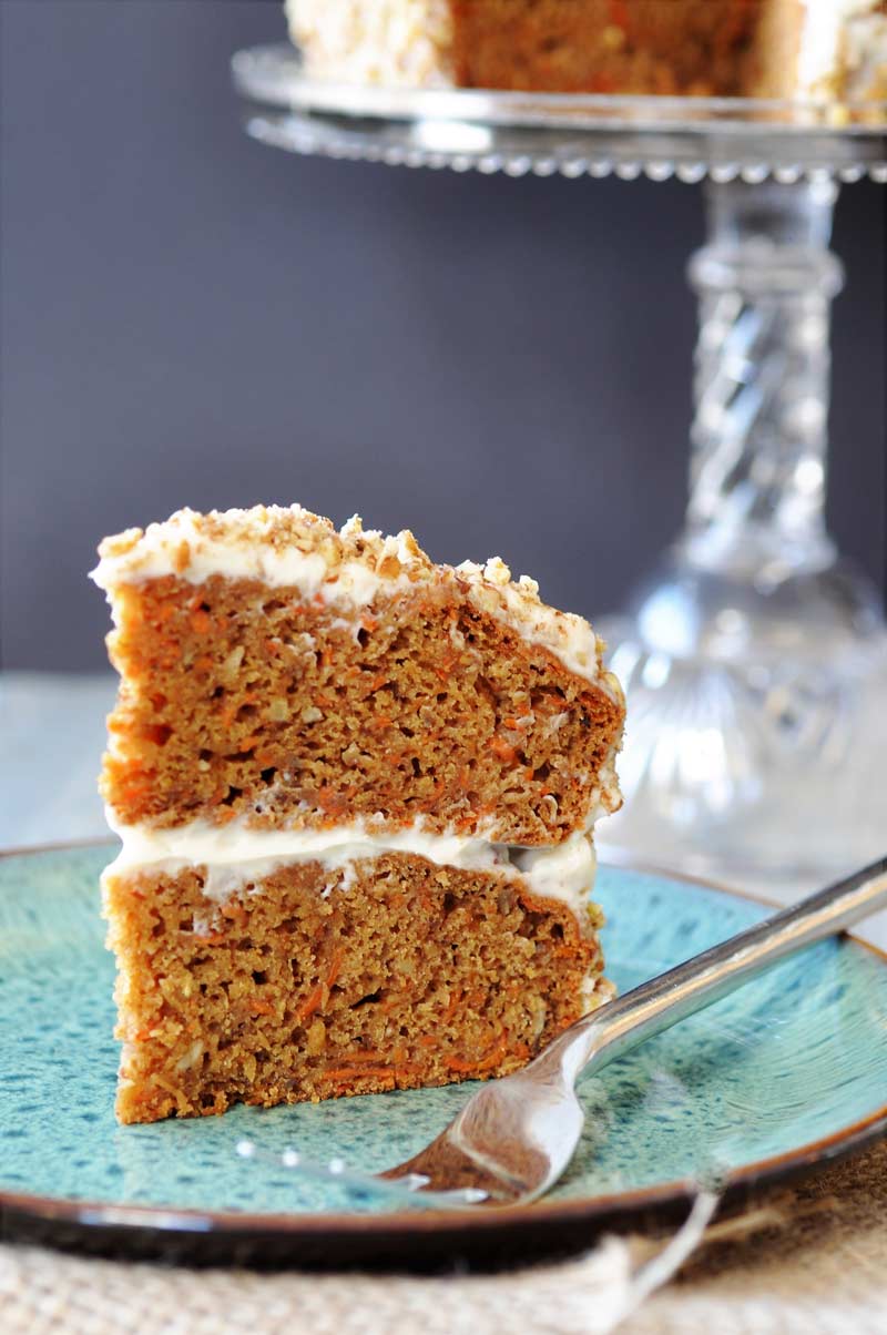 Vegan Hazelnut Carrot Cake with Cashew Cream Cheese Frosting - Veganosity