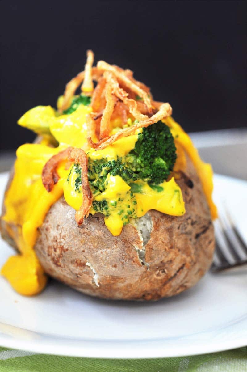 Vegan Cheddar & Broccoli Stuffed Baked Potato - Veganosity