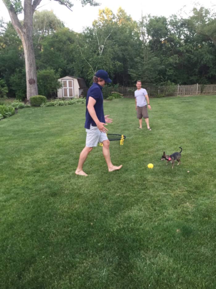 Take a look at what this vegan eats while training for a marathon. How to stay strong and healthy and full of energy! www.veganosity.com