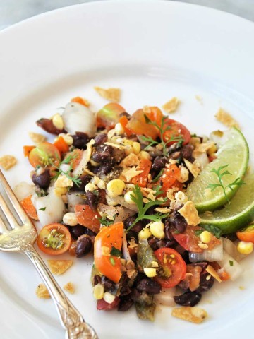 A healthy and savory Southwestern salad recipe that the whole family will love. Perfect for parties! www.veganosity.com