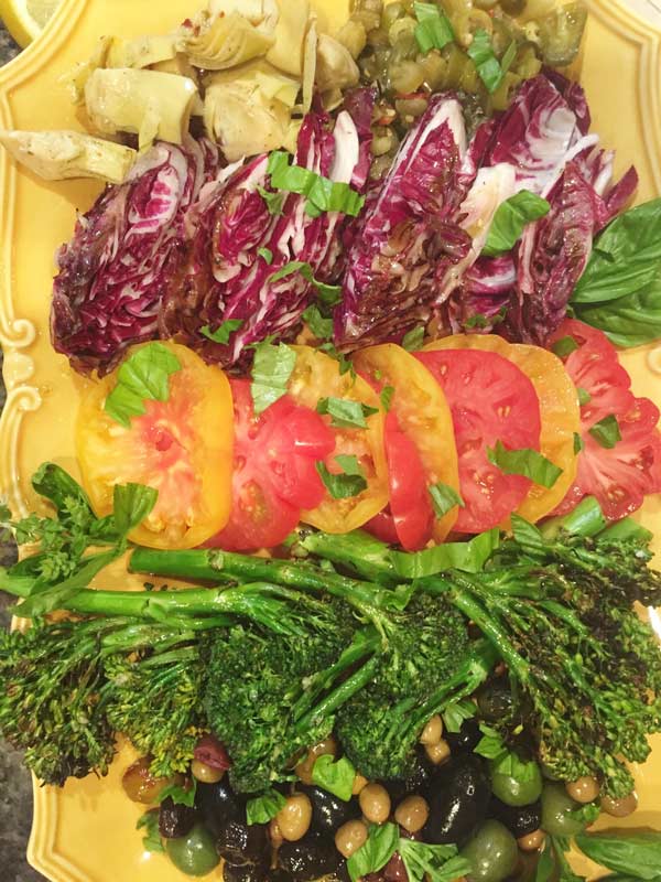 How to Get all of the Protein and Nutrition You'll Need on a Plant Based Diet While Training for a Marathon. www.veganosity.com