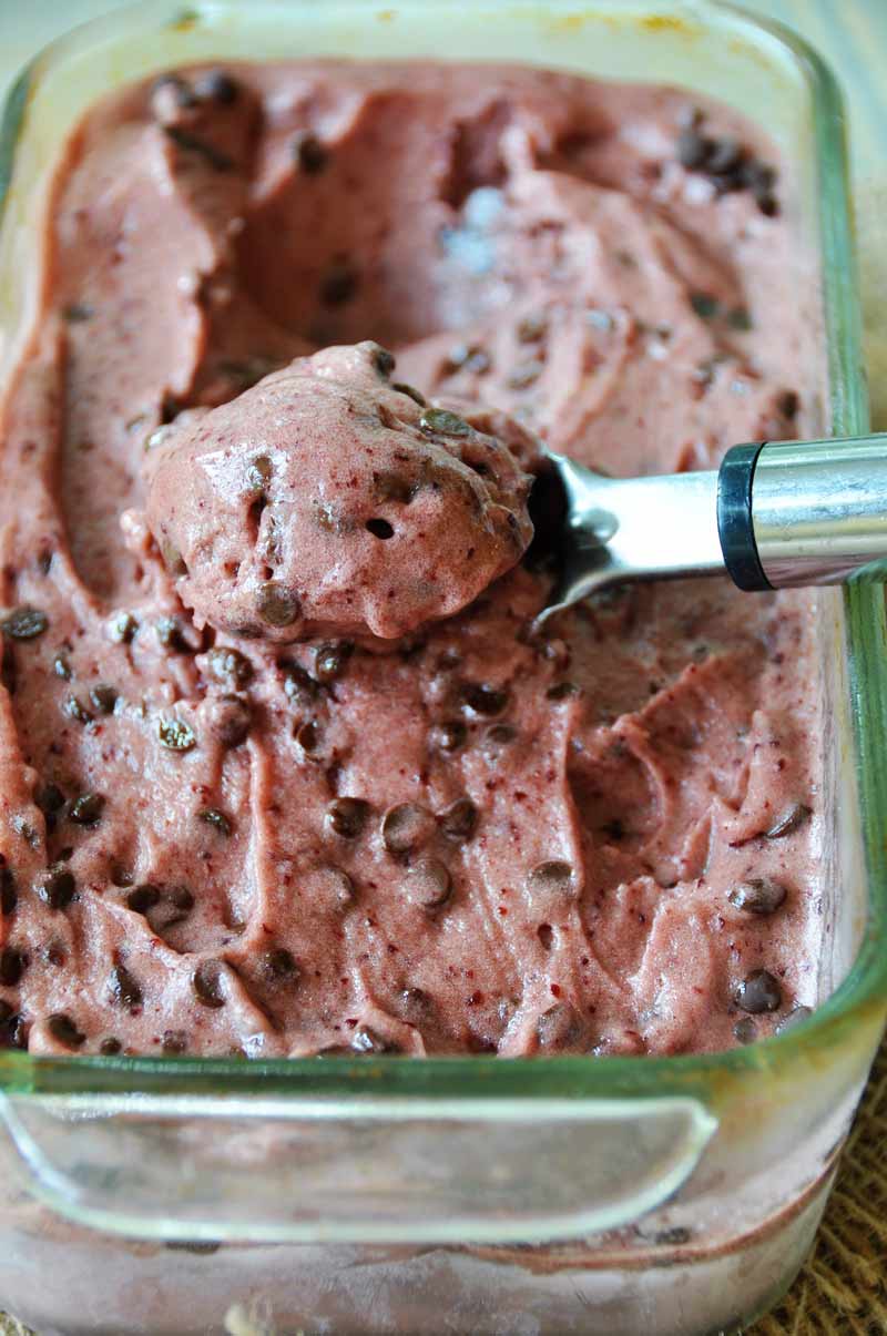 Cherry chocolate chip dessert without the guilt of ice cream. www.veganosity.com