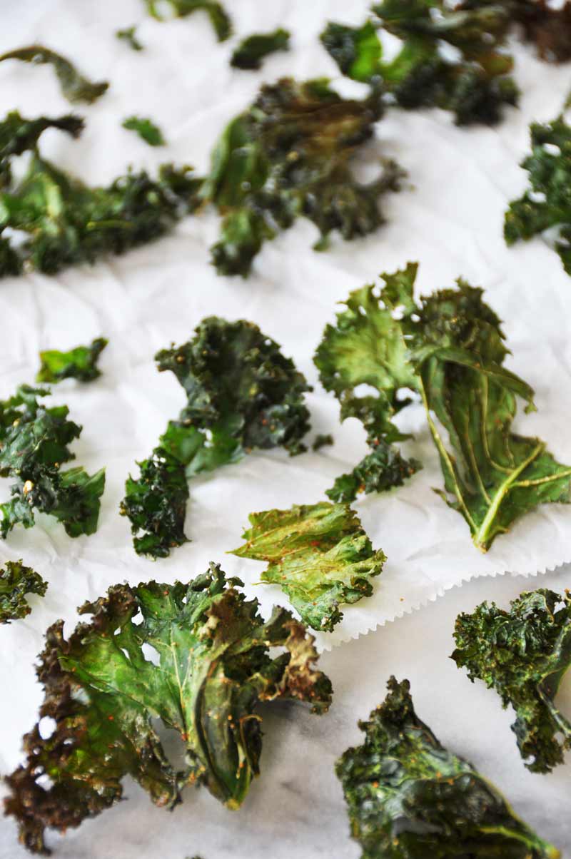 Make your own spicy kale chips at home. Find out how at www.veganosity.com