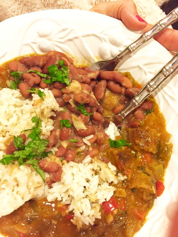 See what I ate to stay fit and strong on a vegan diet while training for a marathon! www.veganosity.com