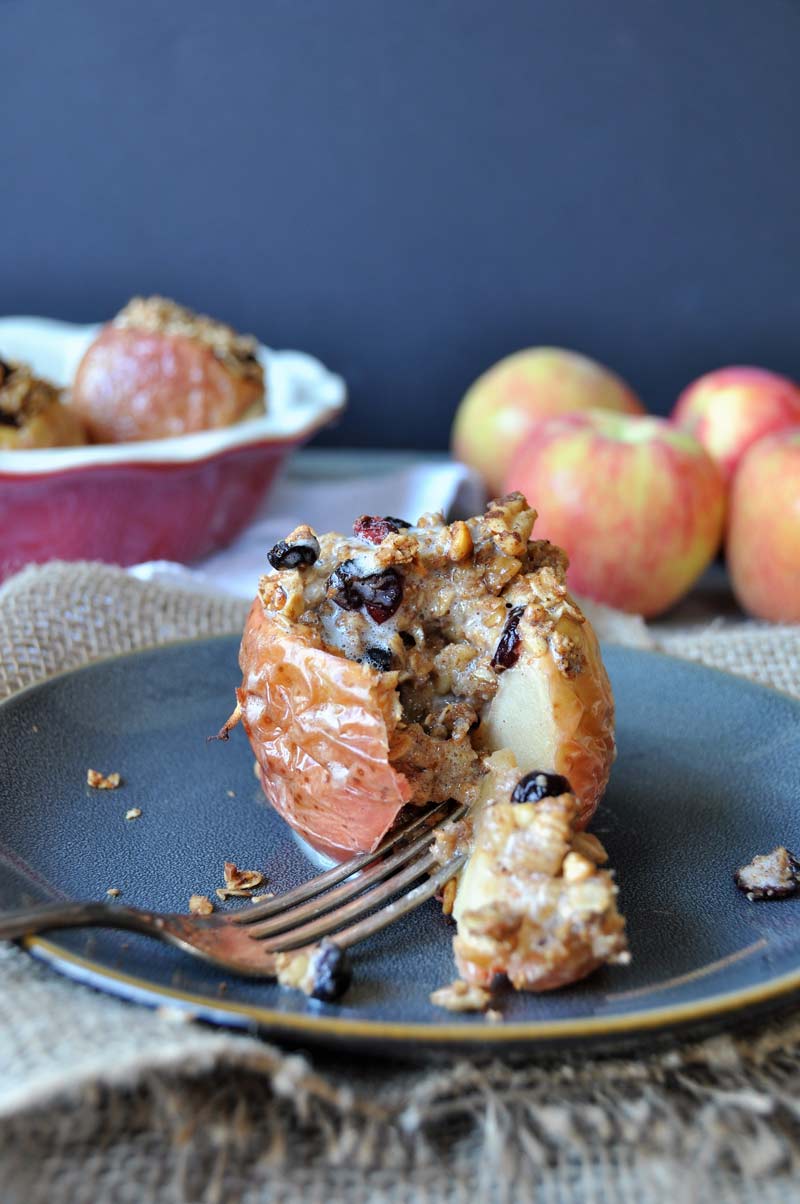 Sugar-Free Stuffed Baked Apples | Homemade Vegan Thanksgiving Recipes For A Healthful Celebration