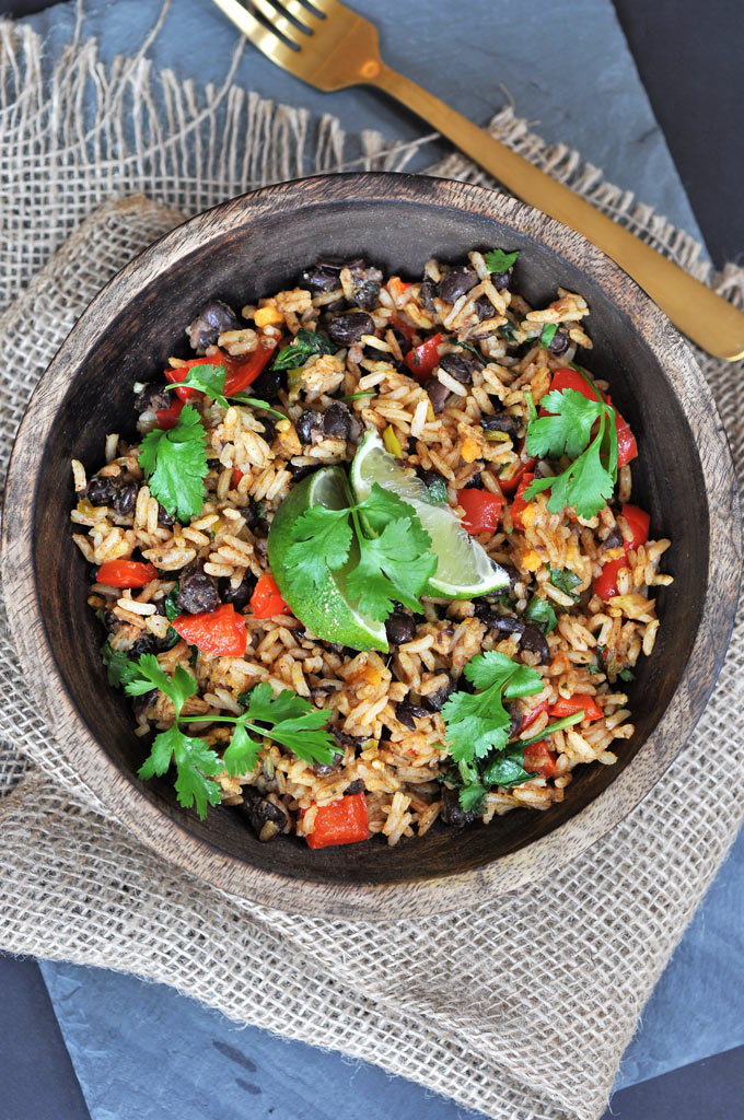 Healthy and easy vegetable black beans and rice. The perfect dinner for a busy weeknight.