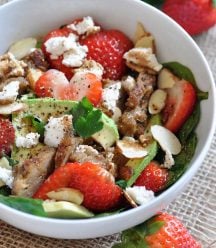 Fresh strawberries, avocado, spinach, and seitan chicken salad! Healthy, vegan, and dairy-free, perfect for a quick lunch.
