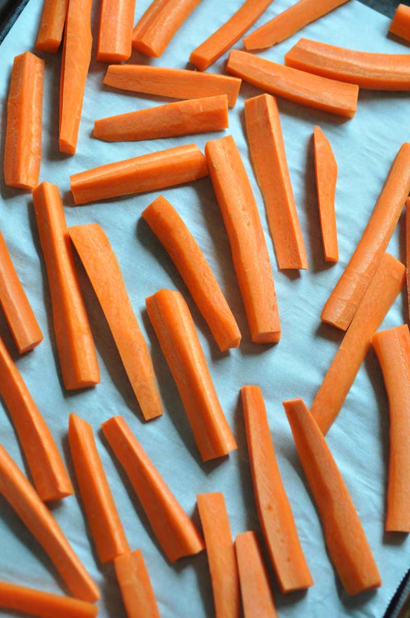 How to make delicious oven baked curry carrot fries