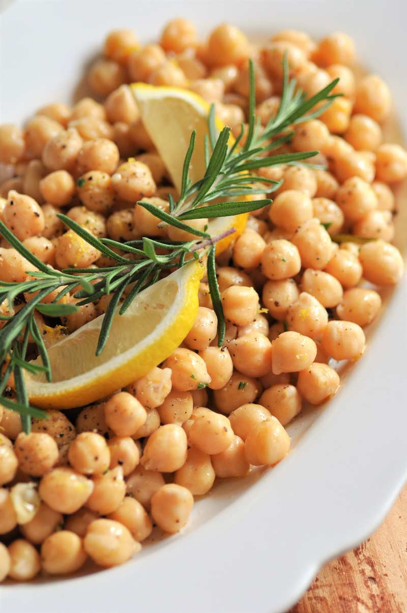 Homemade chickpeas with lemon and rosemary make a great side dish or a protein packed meal!