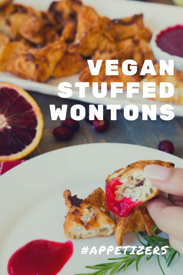 Homemade Vegan Wontons stuffed with ricotta and shiitake mushrooms! Delicious! #veganappetizers #wontons #vegan