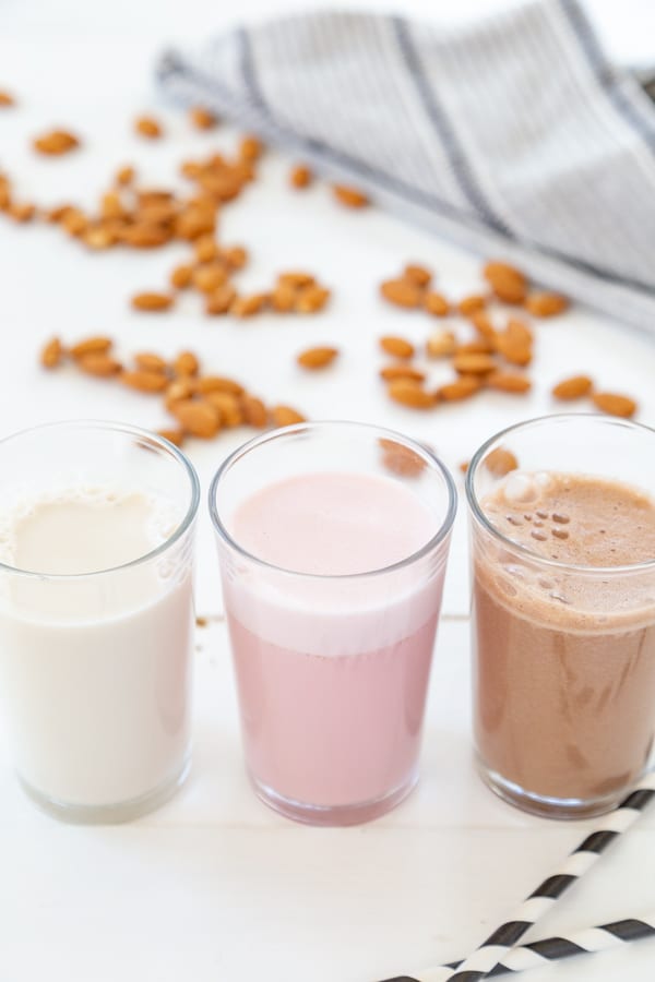 How To Make Almond Milk In Three Easy Steps Veganosity