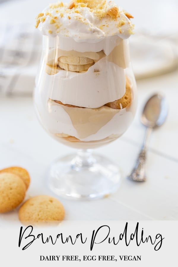 A Pinterest pin for vegan banana pudding with a picture of the pudding in a glass. 