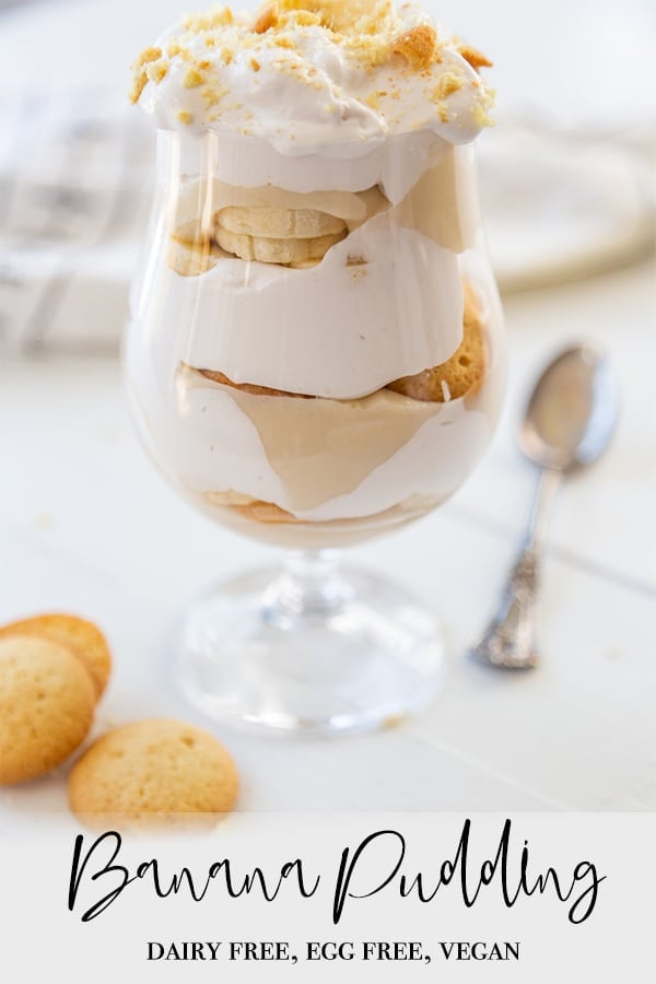 A Pinterest pin for vegan banana pudding with a picture of the pudding in a glass. 